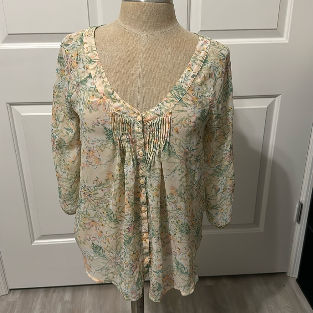 LC LAUREN CONRAD FLORAL FLOWY SMOCKED BUTTON DOWN BLOUSE GU SZ S CAREER EVERYDAY